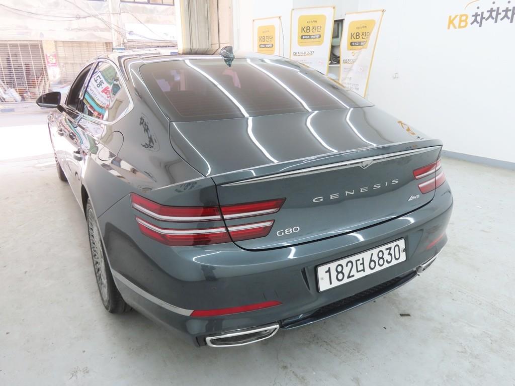 Genesis G80 - Vista 4