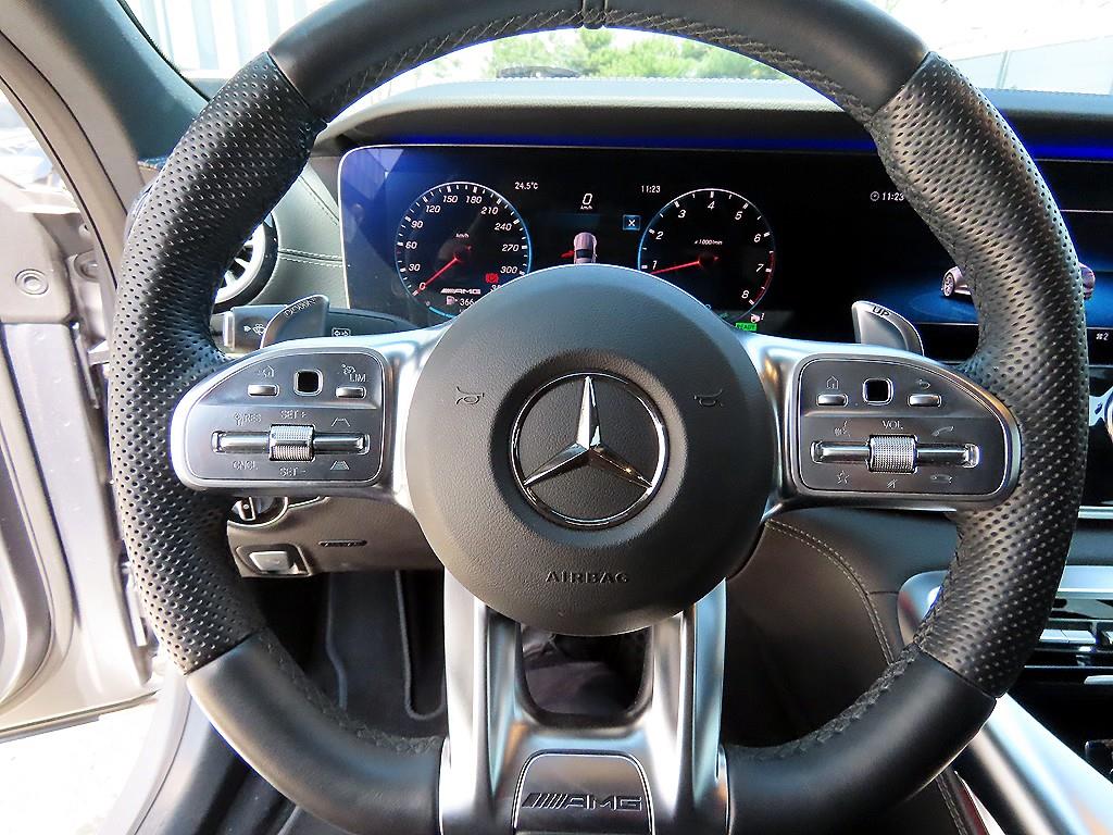 Mercedes Benz AMG GT - Vista 8