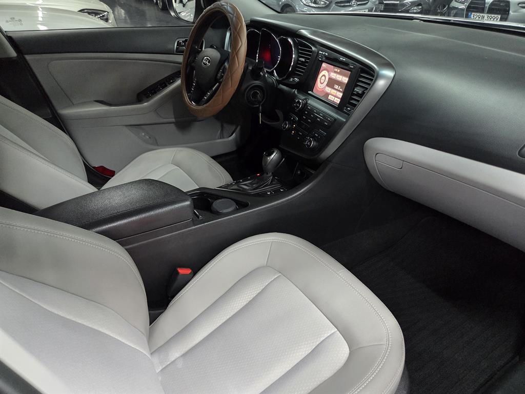 KIA K5 2013 Gris - Importación desde Corea - HF Imports Iquique - Foto 17