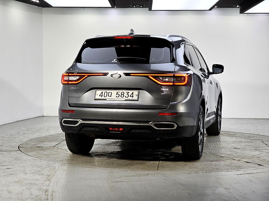 SAMSUNG QM6 - Vista 3