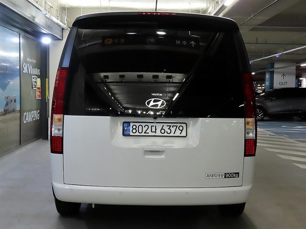 HYUNDAI Staria - Vista 5