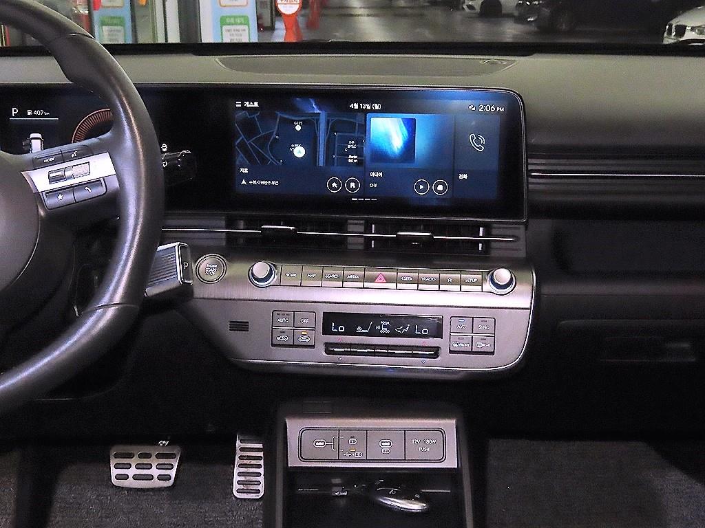 HYUNDAI Kona - Vista 11