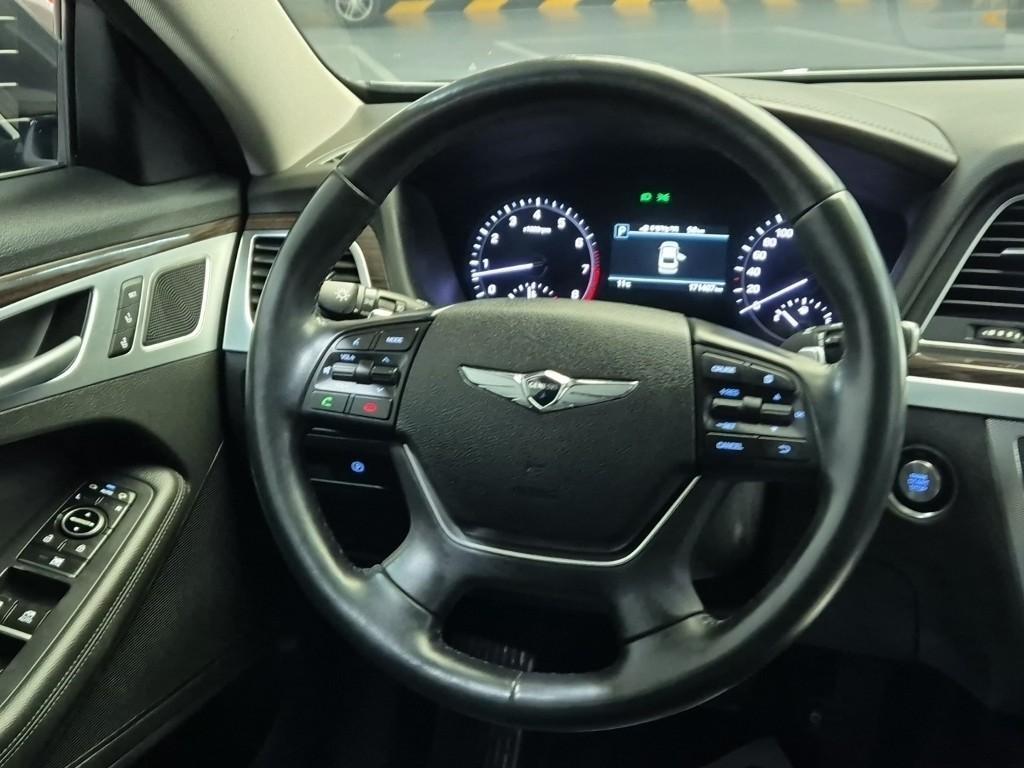 Genesis G80 - Vista 9