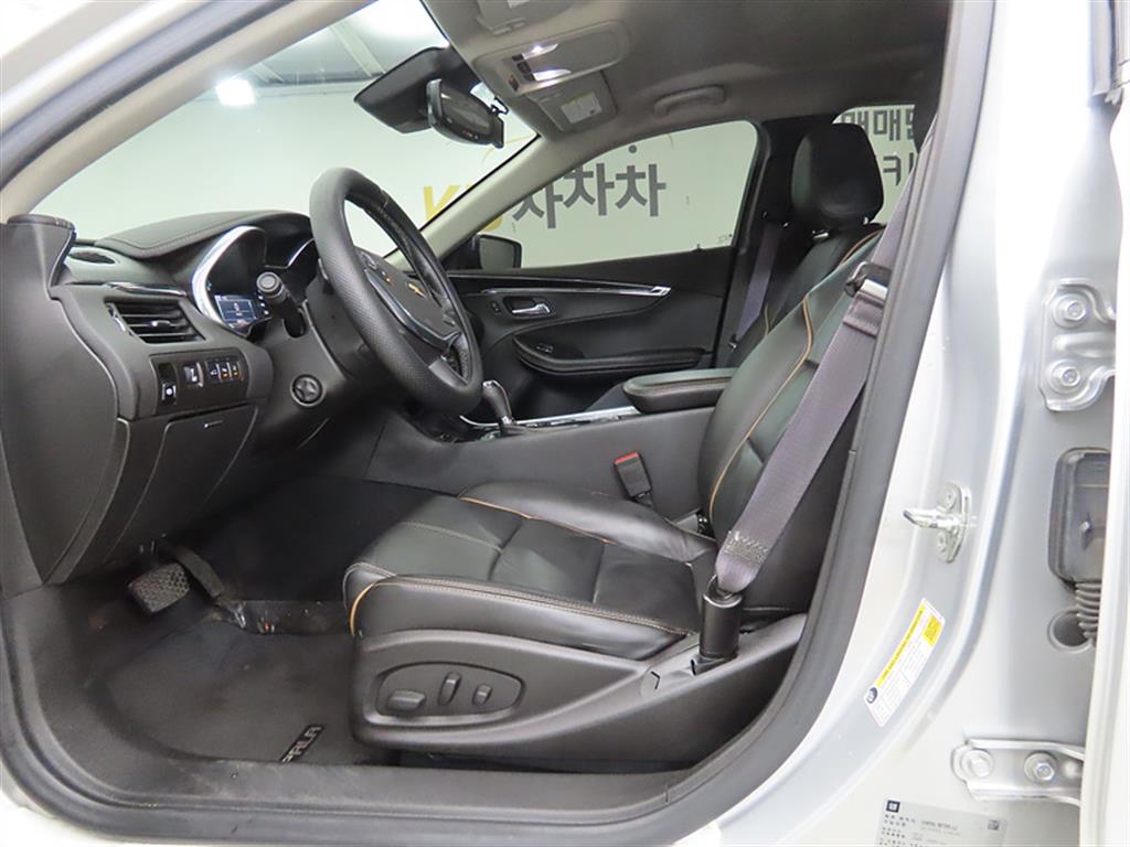 Chevrolet Impala - Vista 5