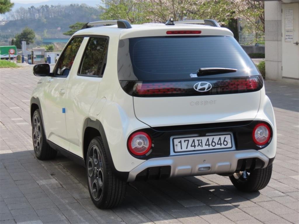 HYUNDAI Casper - Vista 7