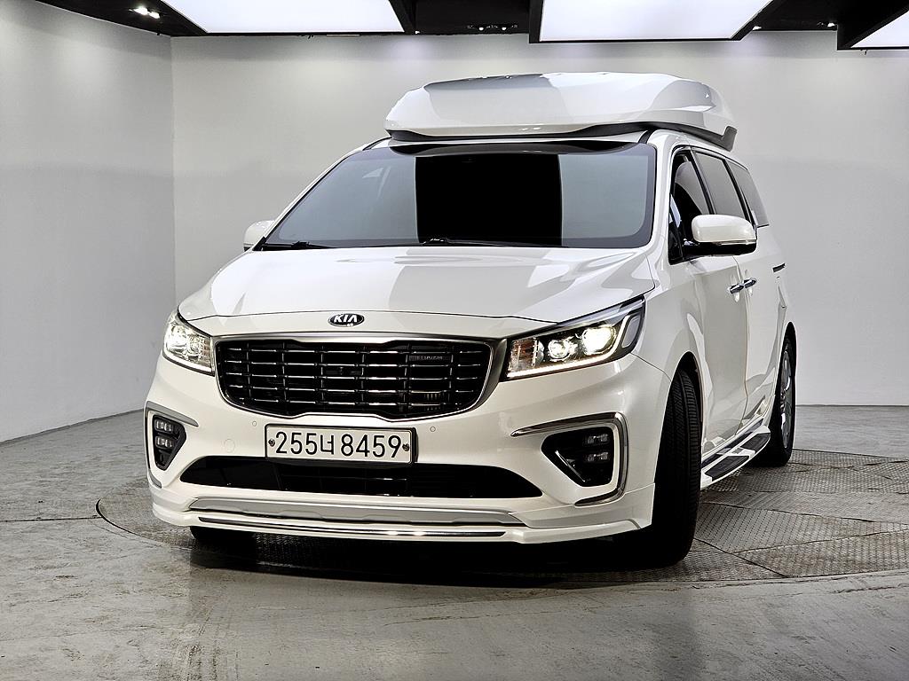 KIA Carnival - Vista 2