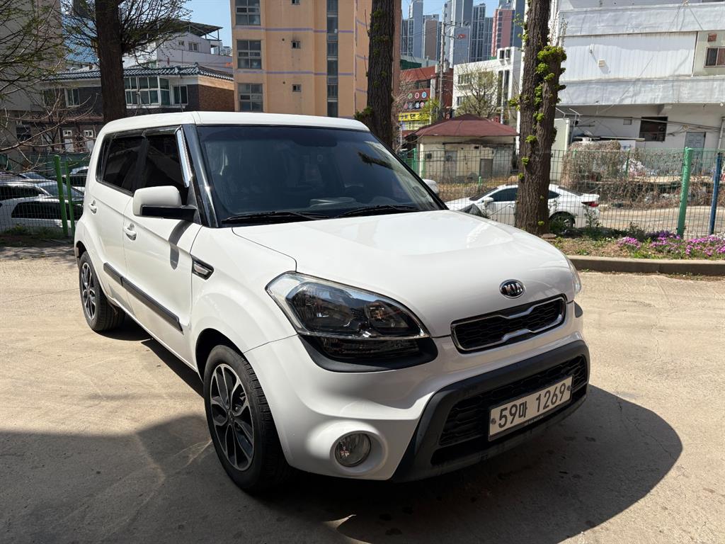 KIA Soul 2013 Blanco - Importación desde Corea - HF Imports Iquique - Foto 1