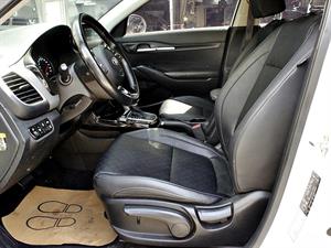 KIA Seltos - Vista 10