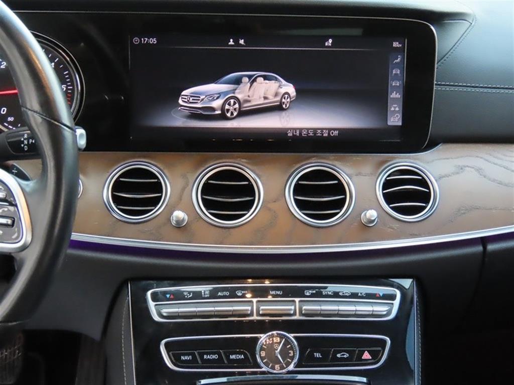 Mercedes Benz E class 2019 Negro - Importación desde Corea - HF Imports Iquique - Foto 10