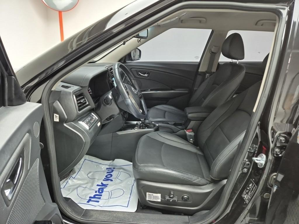 Ssangyong Tivoli - Vista 11