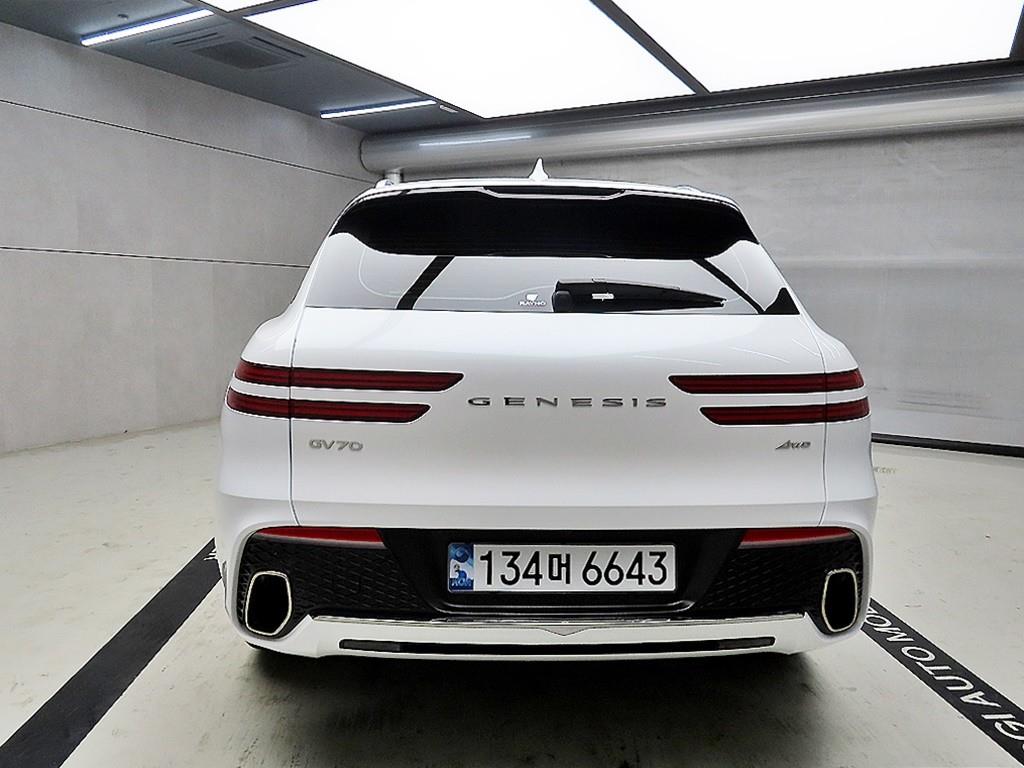 Genesis GV70 - Vista 3