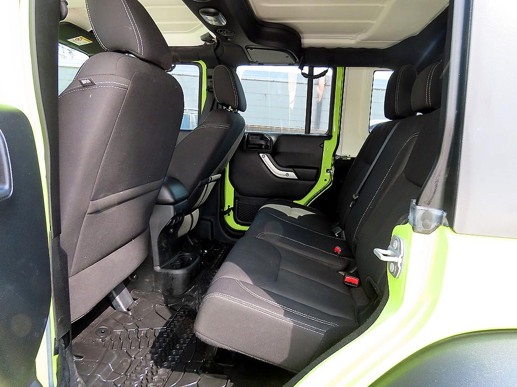 Jeep Wrangler - Vista 6