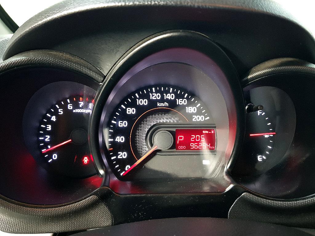 KIA Ray - Vista 7