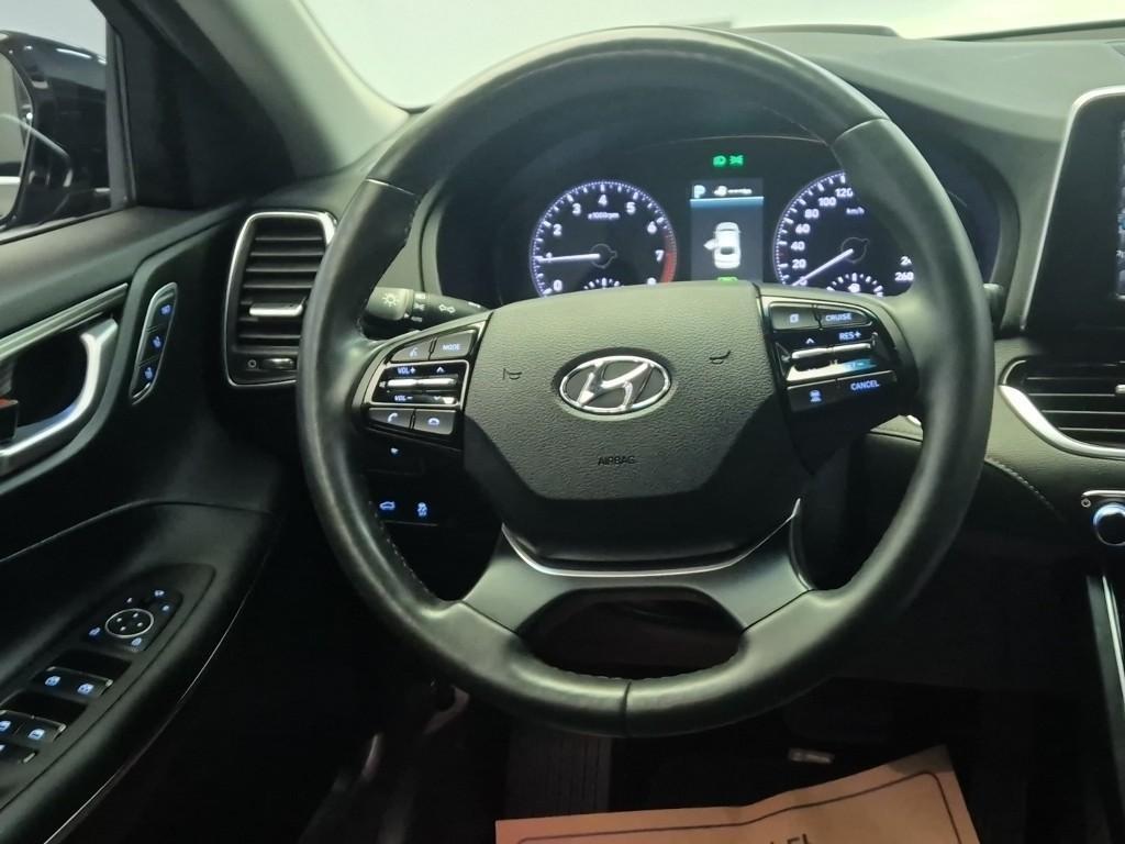 HYUNDAI Grandeur - Vista 10