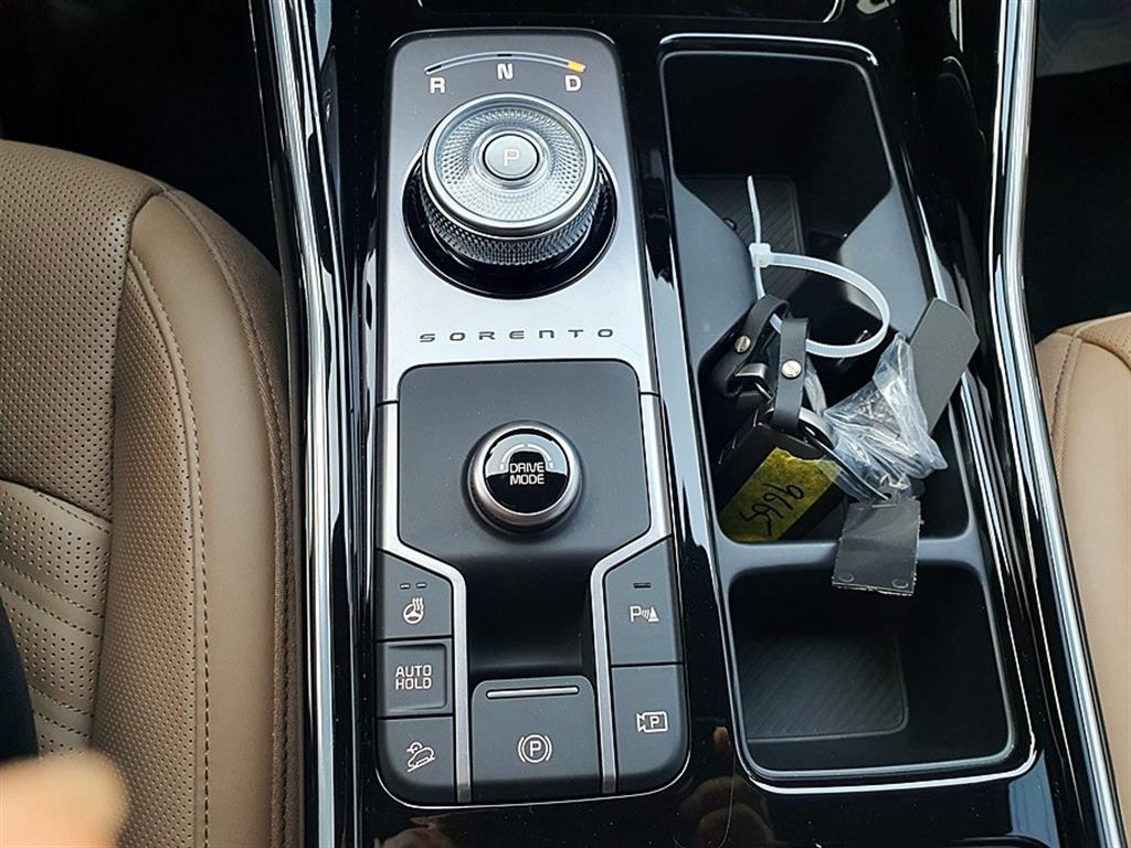 KIA Sorento 2024 Blanco - Importación desde Corea - HF Imports Iquique - Foto 16