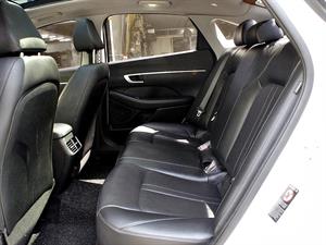 HYUNDAI Sonata - Vista 11