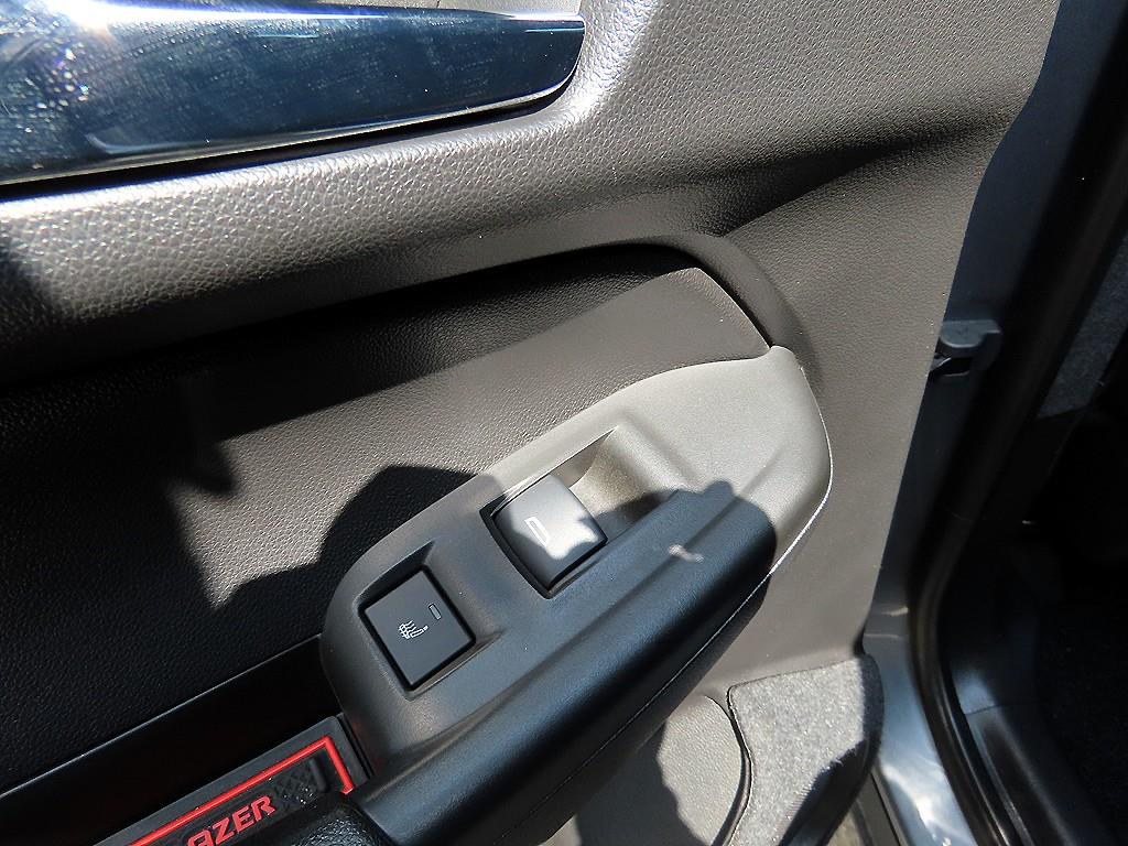 Chevrolet Trail Blazer 2021 Gris - Importación desde Corea - HF Imports Iquique - Foto 15