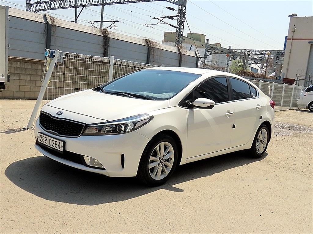 KIA K3 - Vista 2
