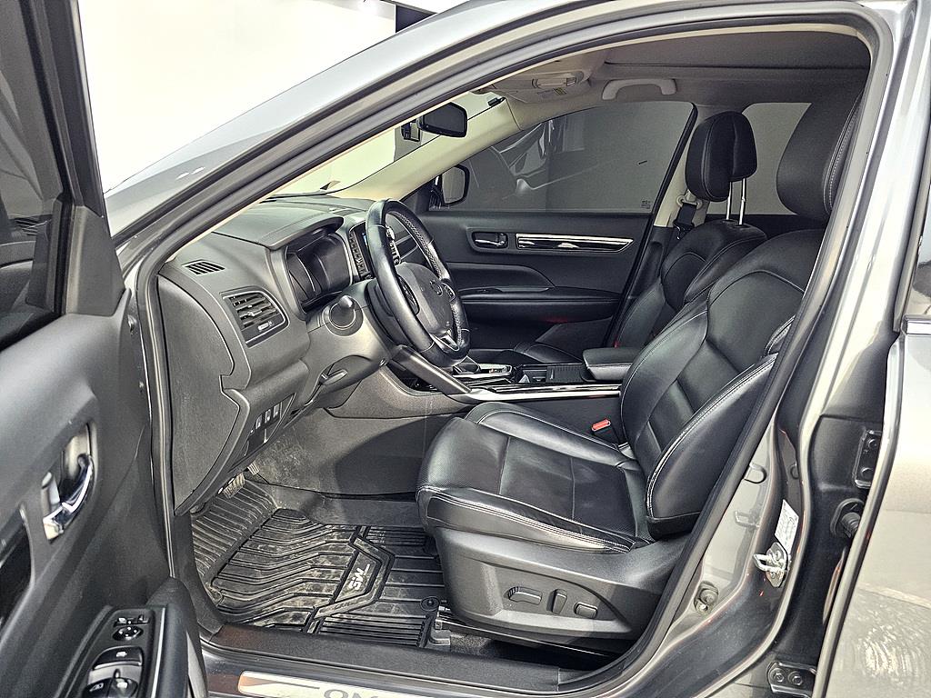 SAMSUNG QM6 - Vista 8