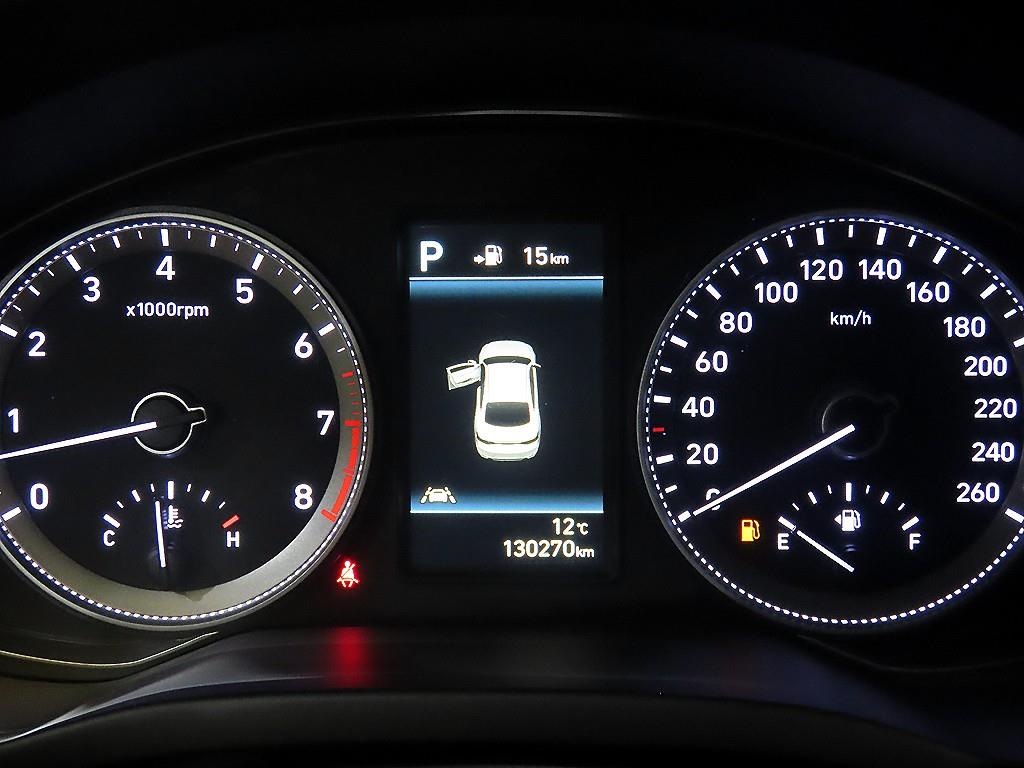 HYUNDAI Grandeur - Vista 9