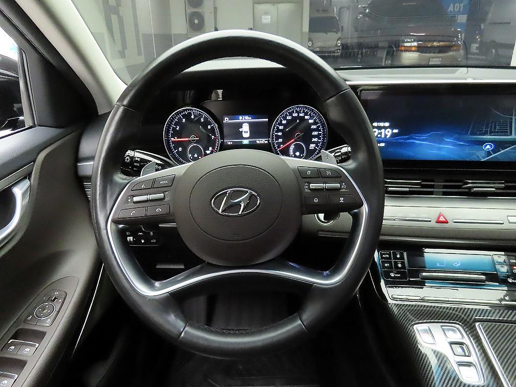 HYUNDAI Grandeur - Vista 7