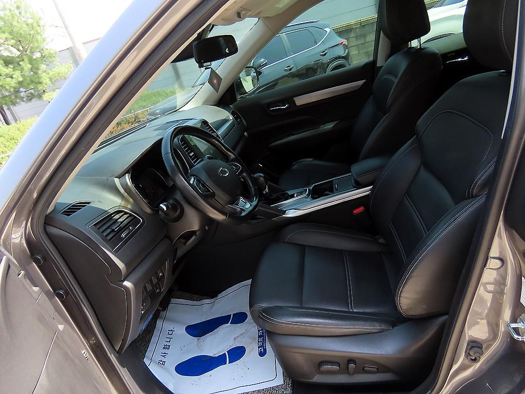 SAMSUNG QM6 - Vista 5