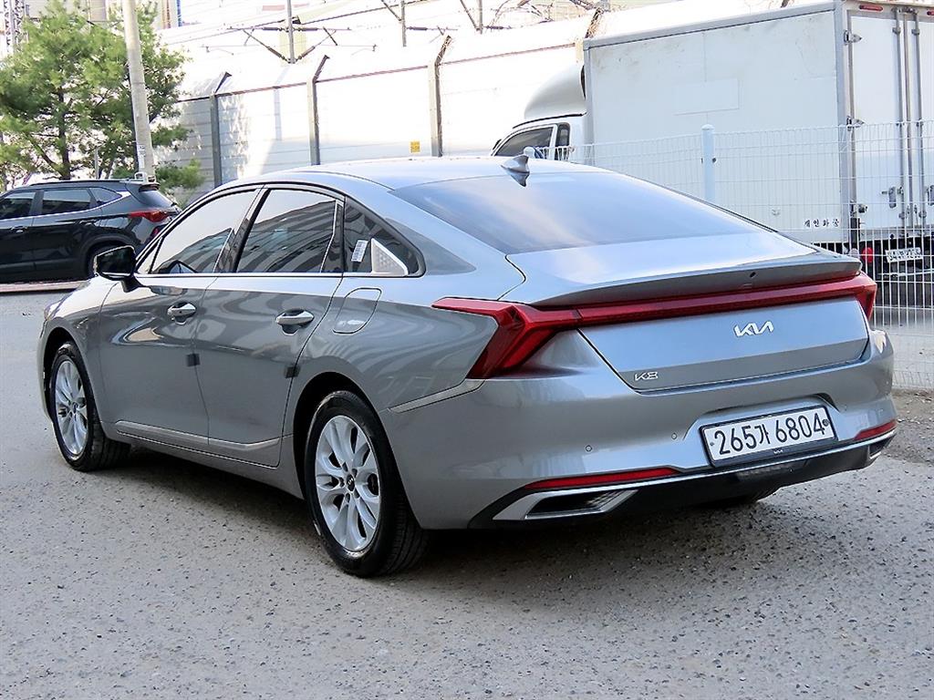 KIA K8 - Vista 3