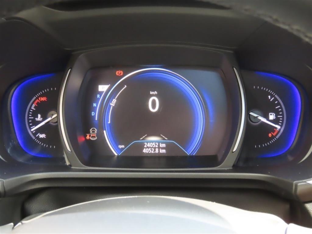 SAMSUNG QM6 - Vista 9