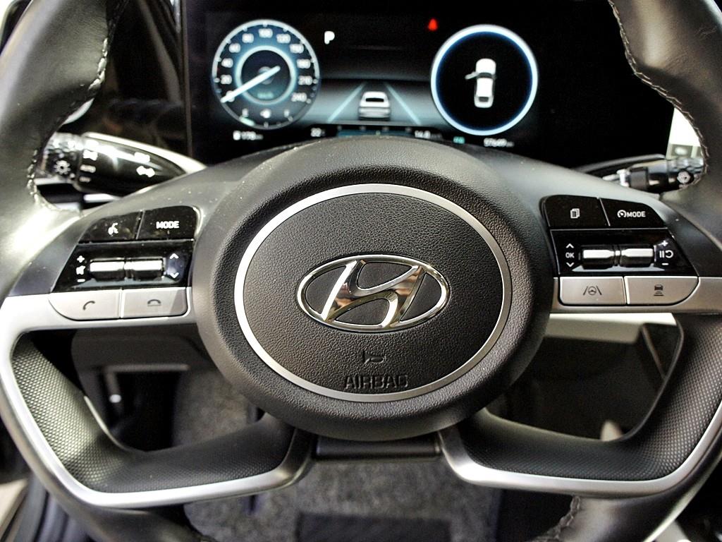 HYUNDAI Avante - Vista 11