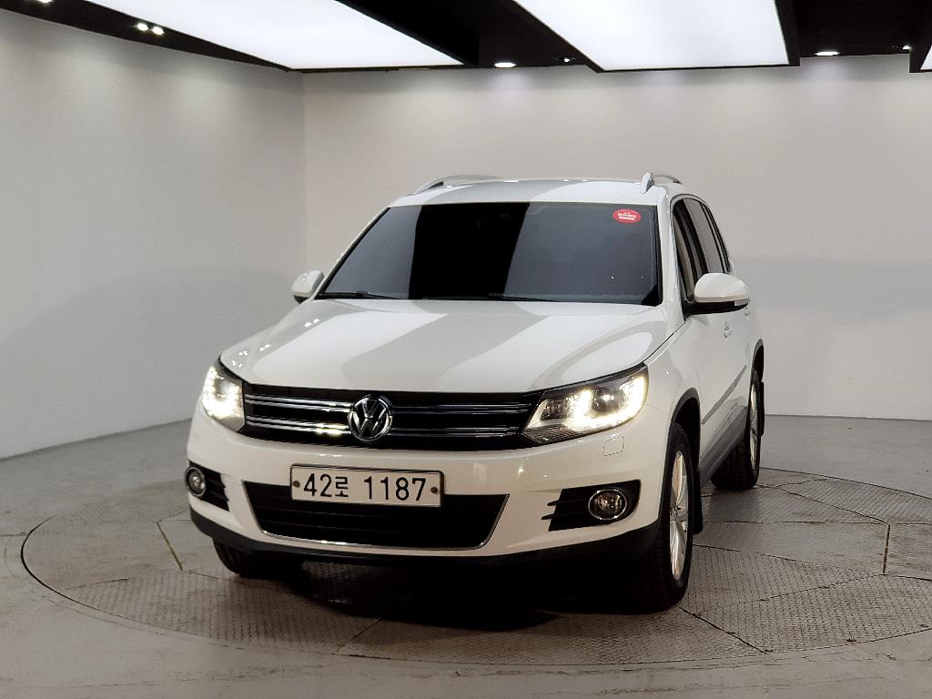 Volkswagen Tiguan - Vista 2
