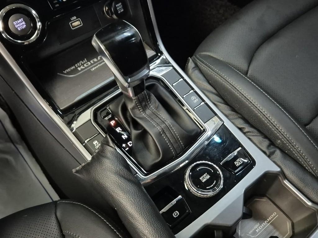 Ssangyong Korando - Vista 8