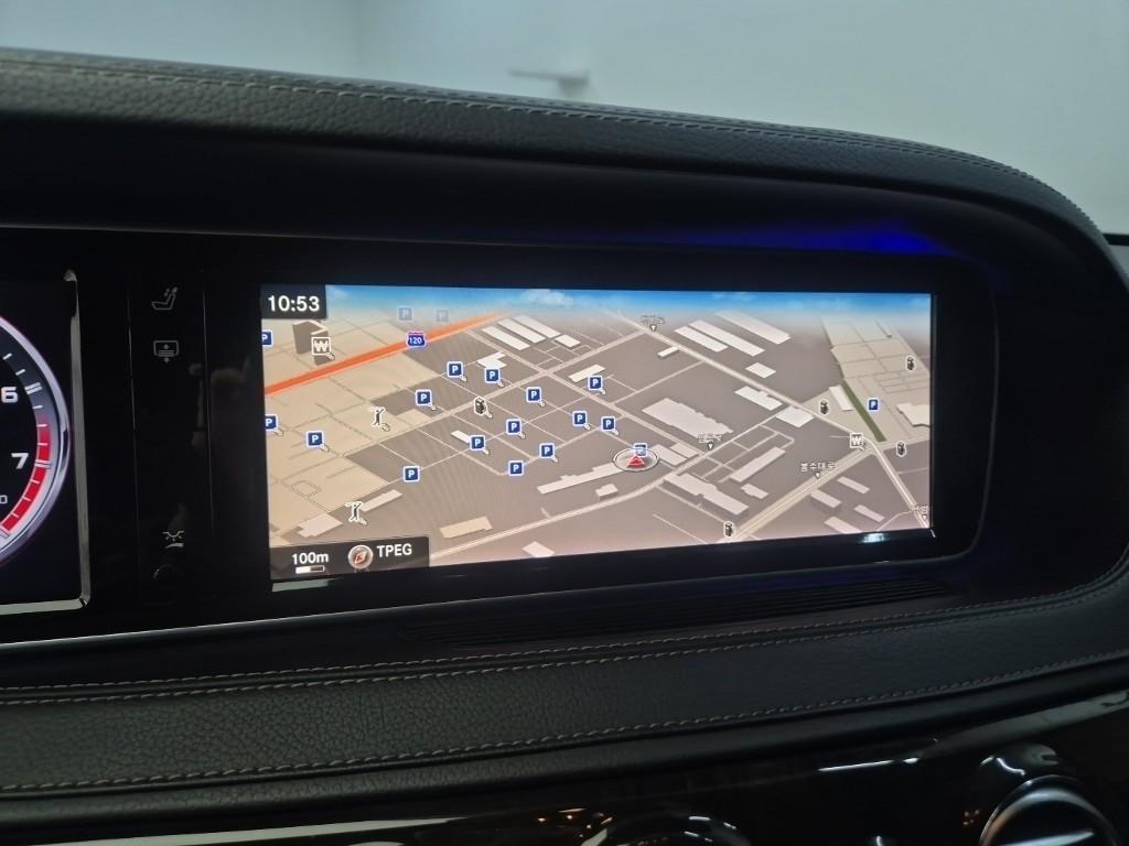 Mercedes Benz S Class - Vista 9