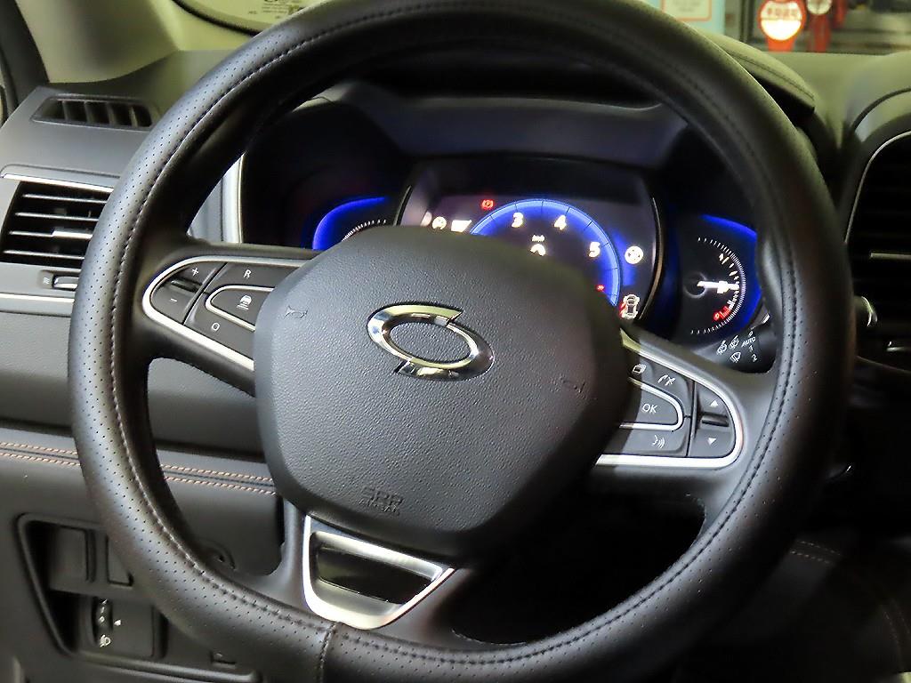 SAMSUNG QM6 - Vista 8