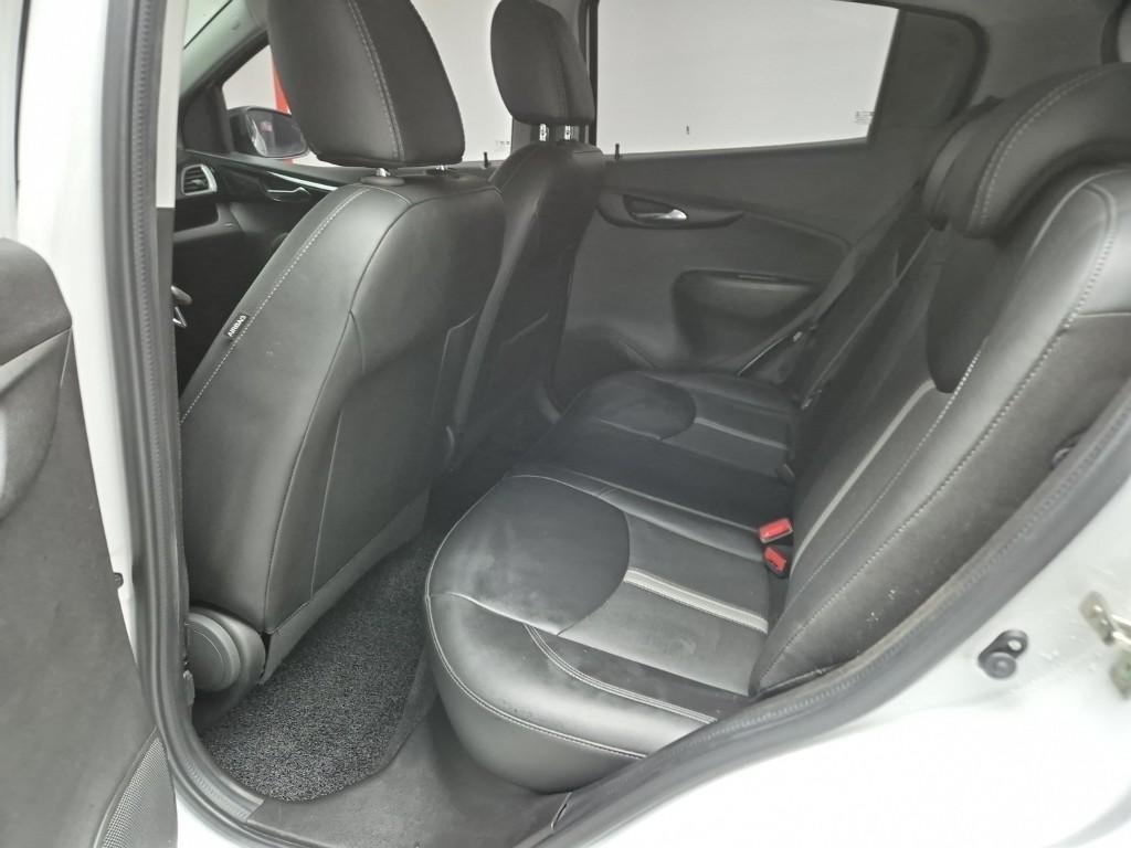 Chevrolet Spark - Vista 12