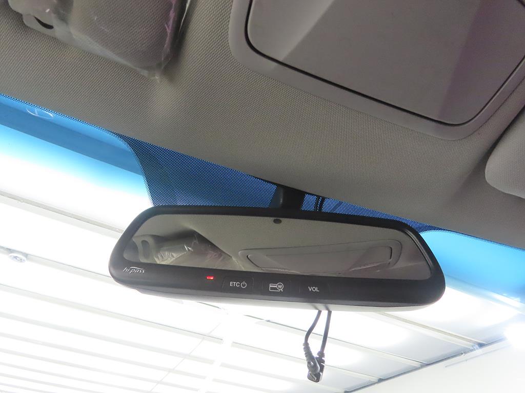 HYUNDAI Sonata - Vista 12