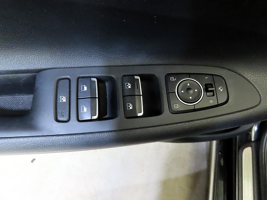 HYUNDAI Grandeur 2018 Negro - Importación desde Corea - HF Imports Iquique - Foto 13