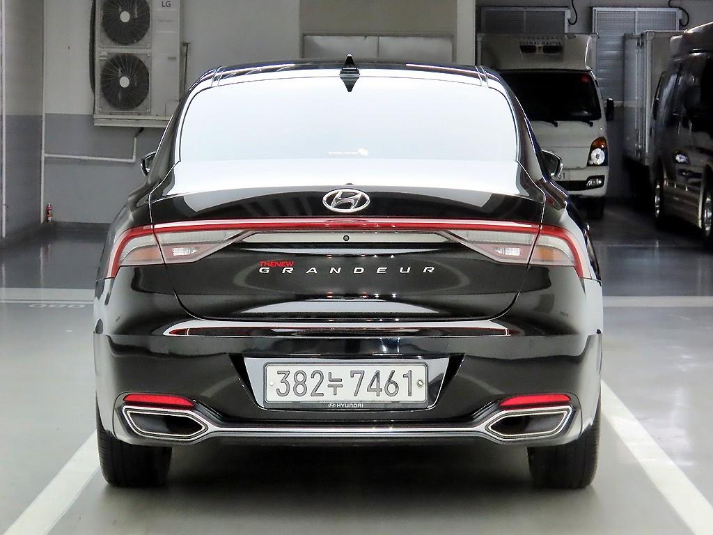 HYUNDAI Grandeur - Vista 3