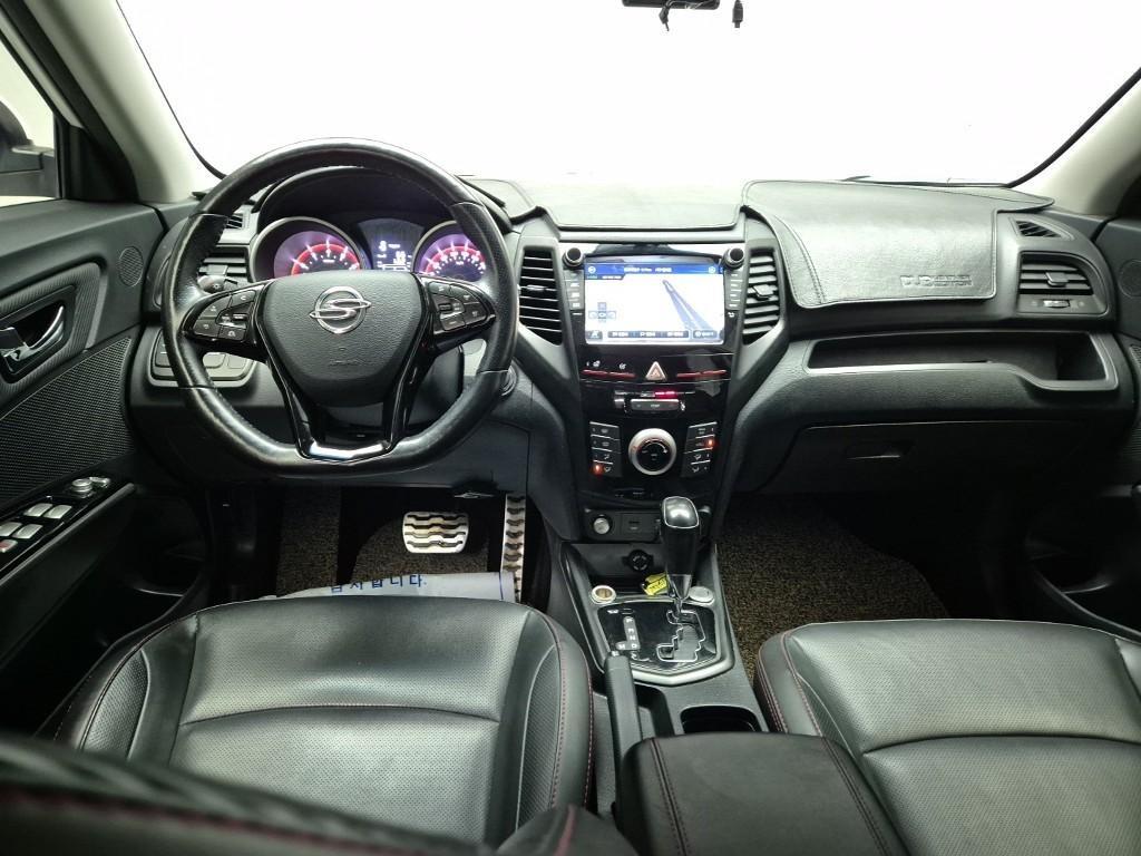 Ssangyong Tivoli - Vista 7