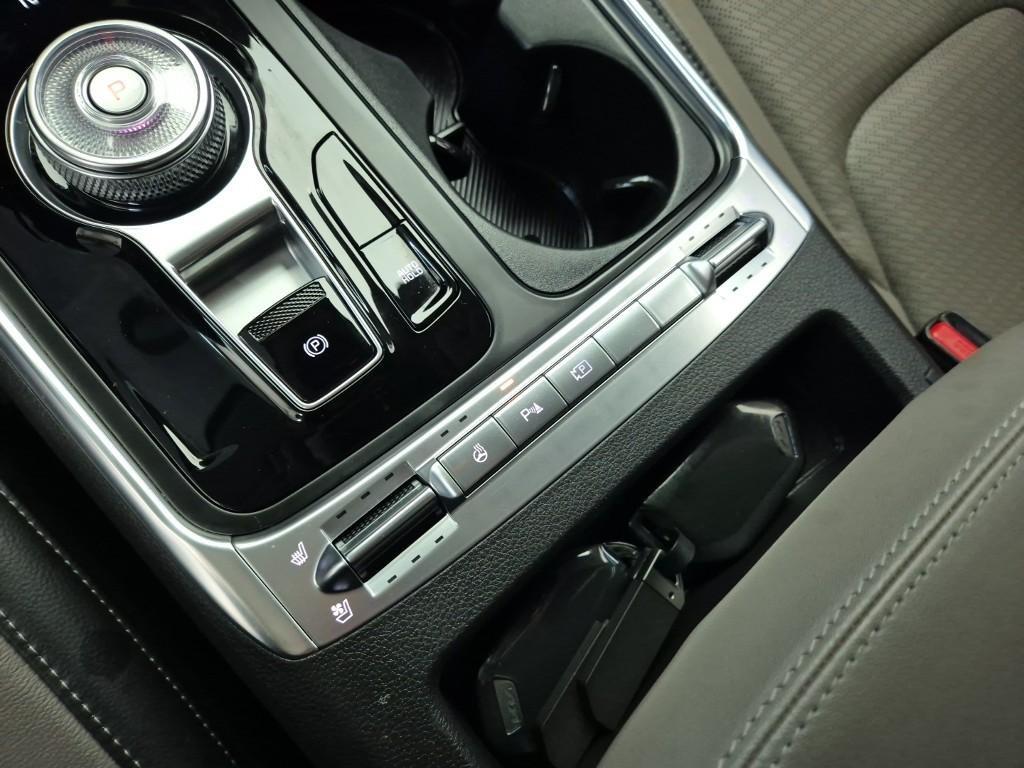 KIA Carnival 2025 Negro - Importación desde Corea - HF Imports Iquique - Foto 17