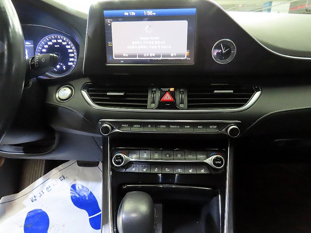 HYUNDAI Grandeur - Vista 11