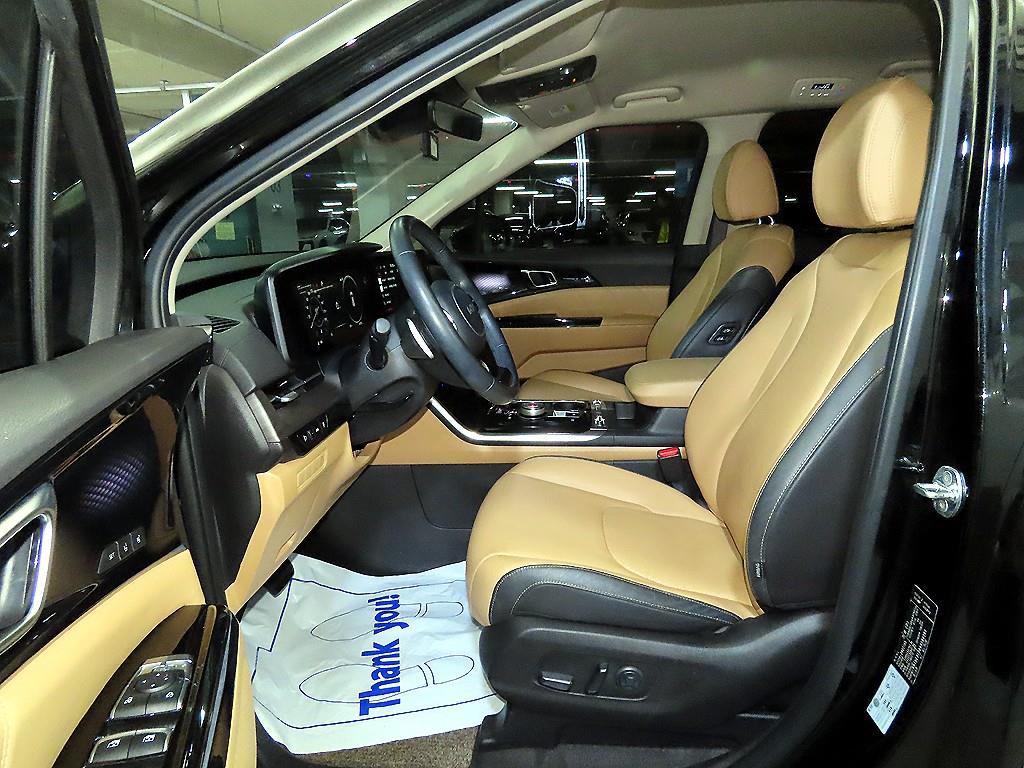 KIA Carnival - Vista 6