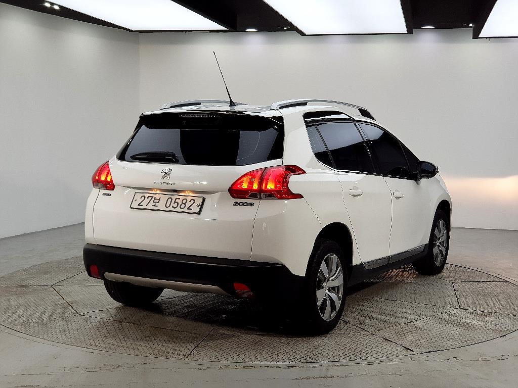 Peugeot 2008 - Vista 4