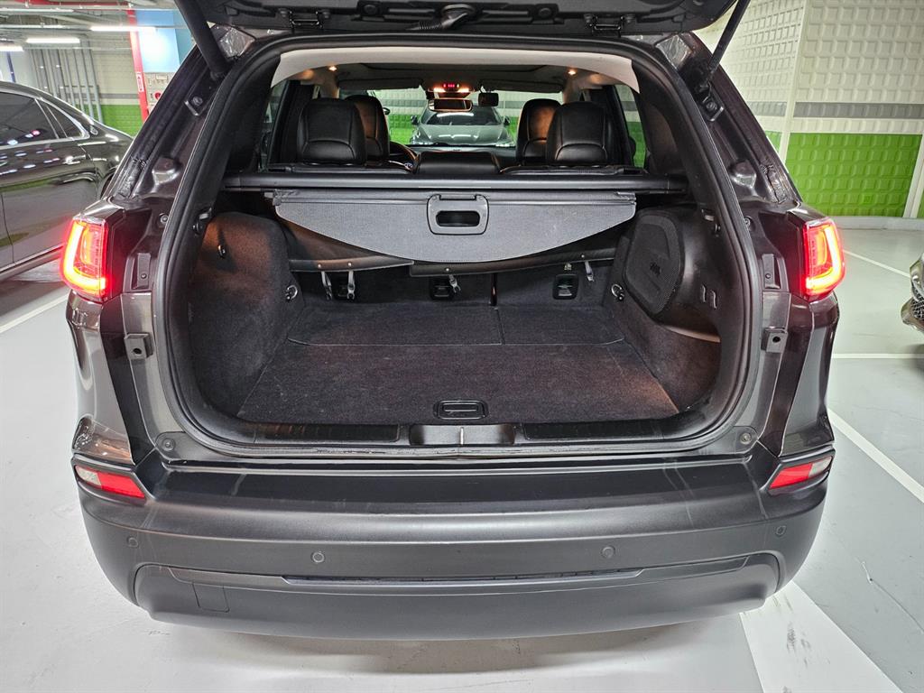 Jeep Cherokee - Vista 5