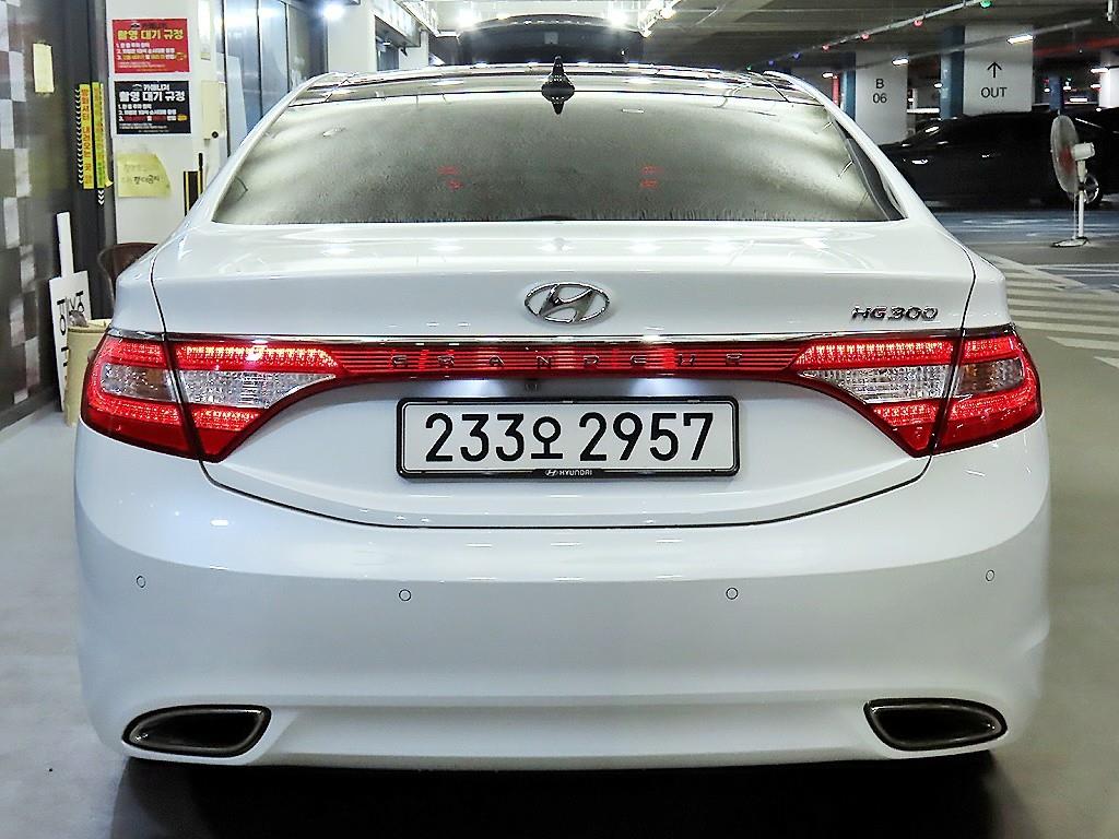 HYUNDAI Grandeur - Vista 5