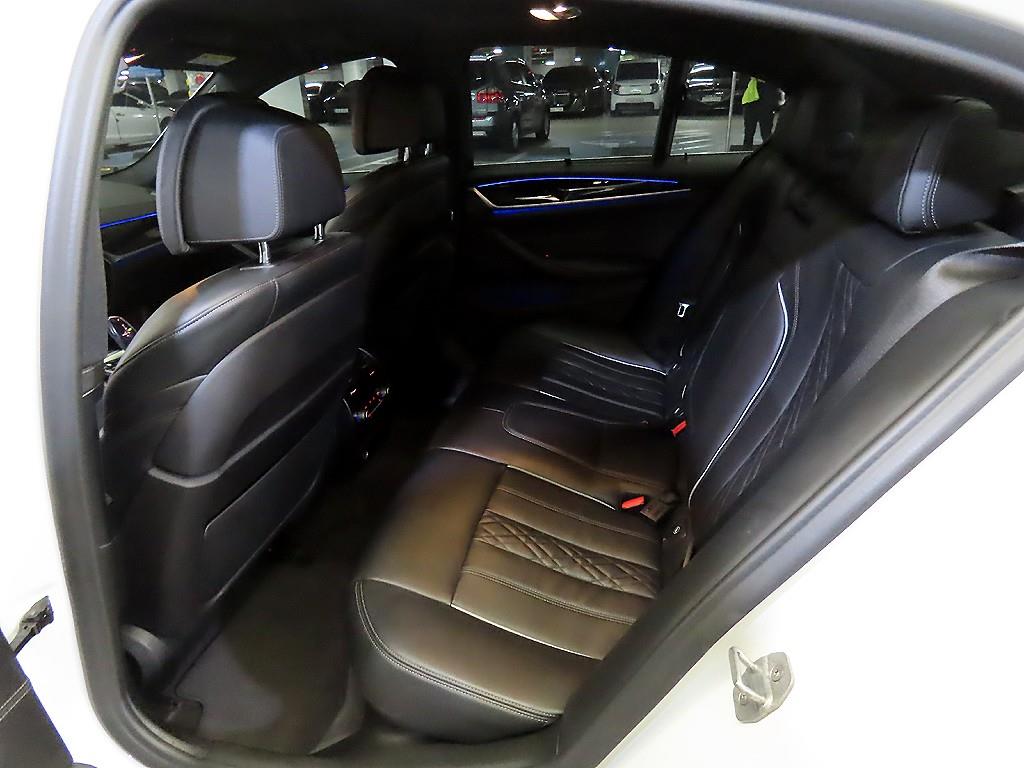 BMW 5 Series - Vista 7