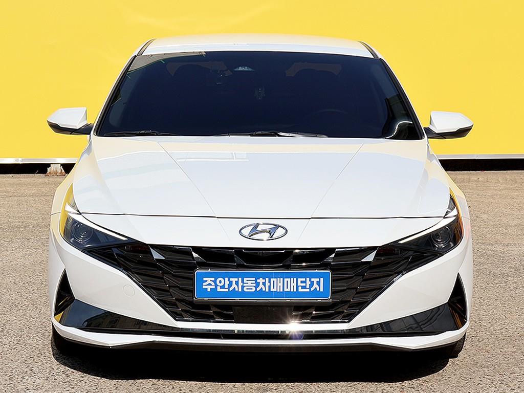 HYUNDAI Avante 2023 Blanco - Importación desde Corea - HF Imports Iquique - Foto 1