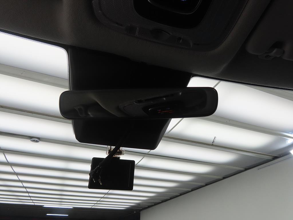 HYUNDAI Kona - Vista 12