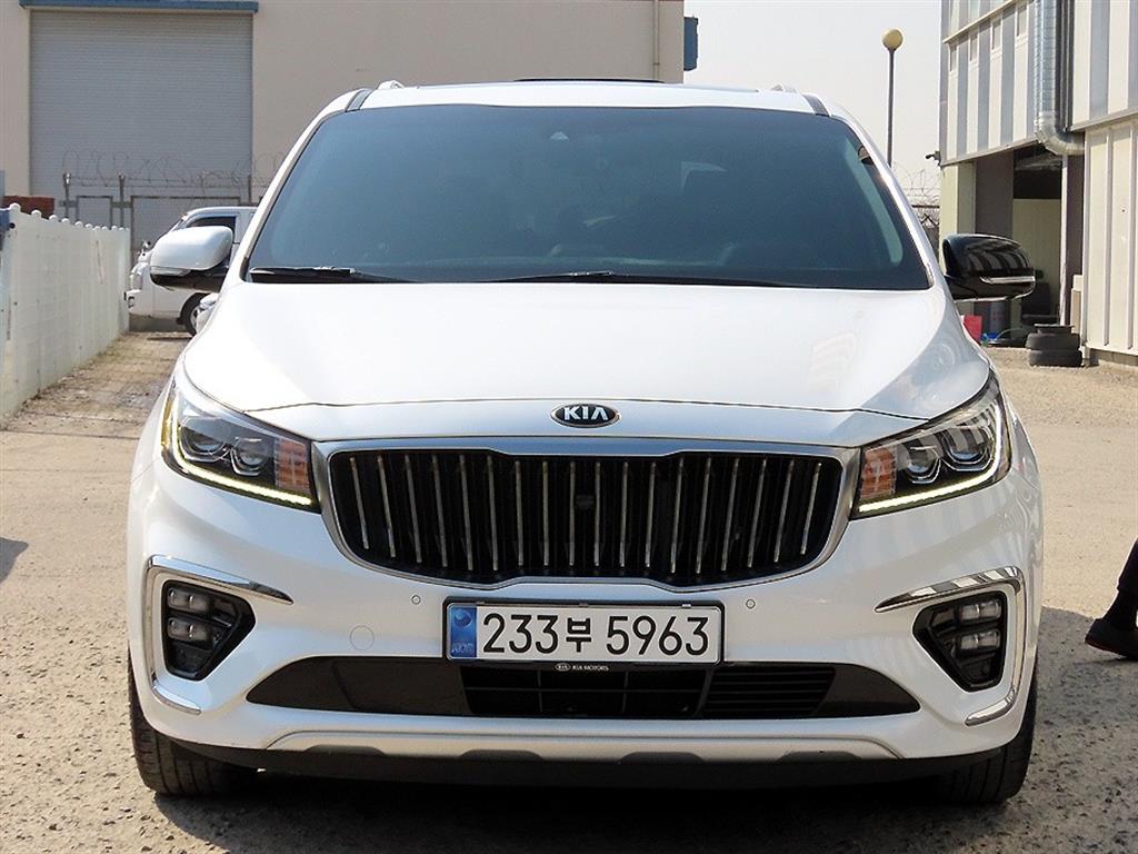 KIA Carnival 2019 Blanco - Importación desde Corea - HF Imports Iquique - Foto 1