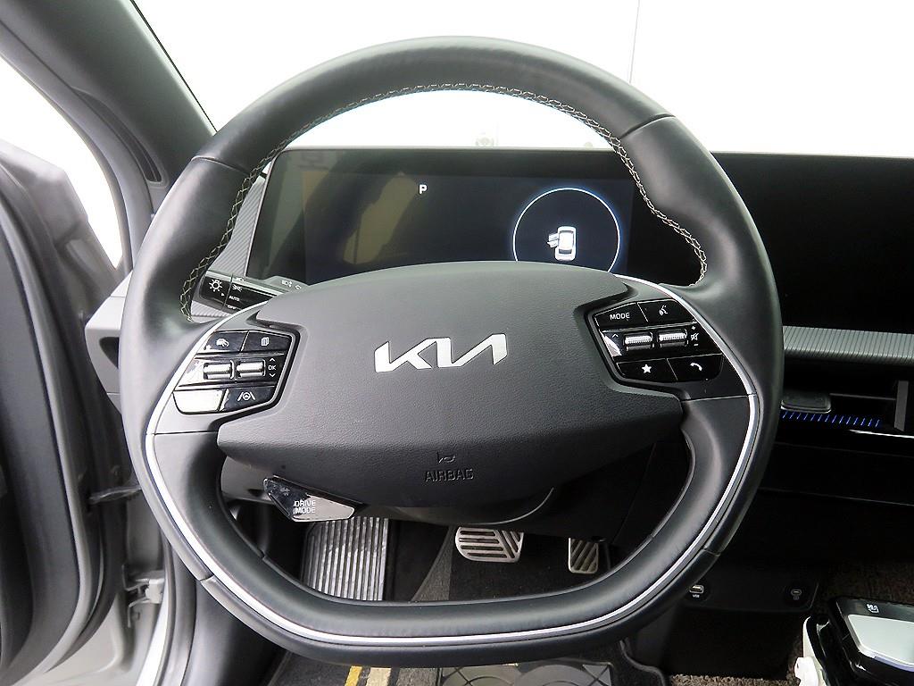 KIA EV6 - Vista 11