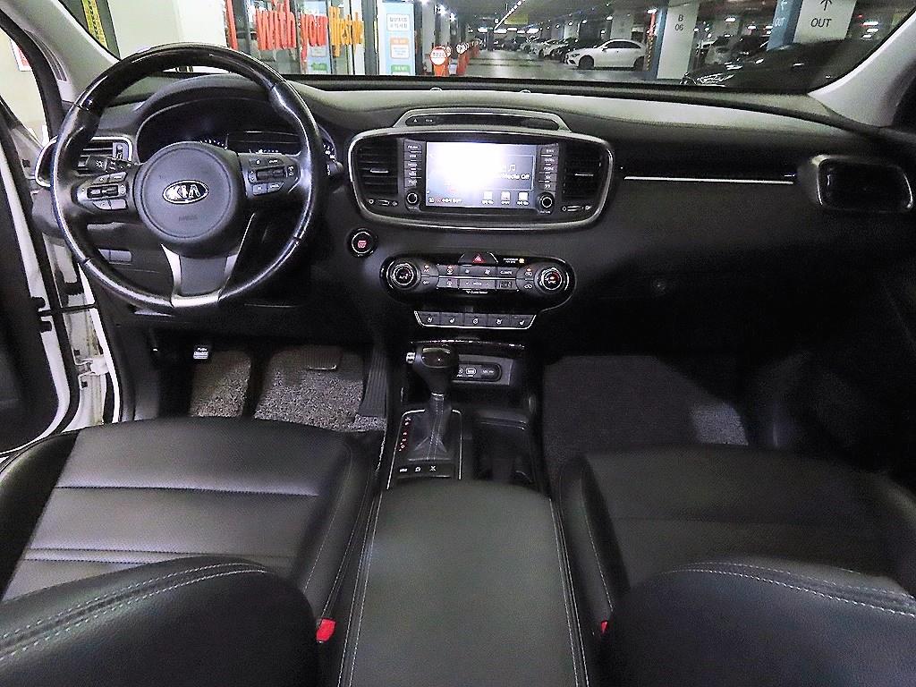 KIA Sorento - Vista 10
